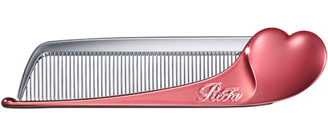 Photo：ReFa ReFa HEART COMB Aira（Shine Red）