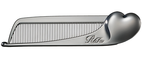 Photo：ReFa HEART COMB Aira CHROME