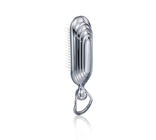 Photo：ReFa SHAMPOO BRUSH MILK