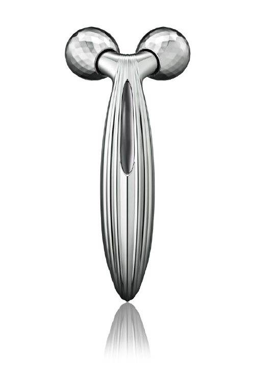 写真：ReFa CARAT RAY FACE（リファカラットレイフェイス）