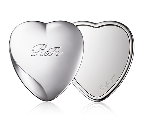 Photo：ReFa ReFa HEART MIRROR（月光银）